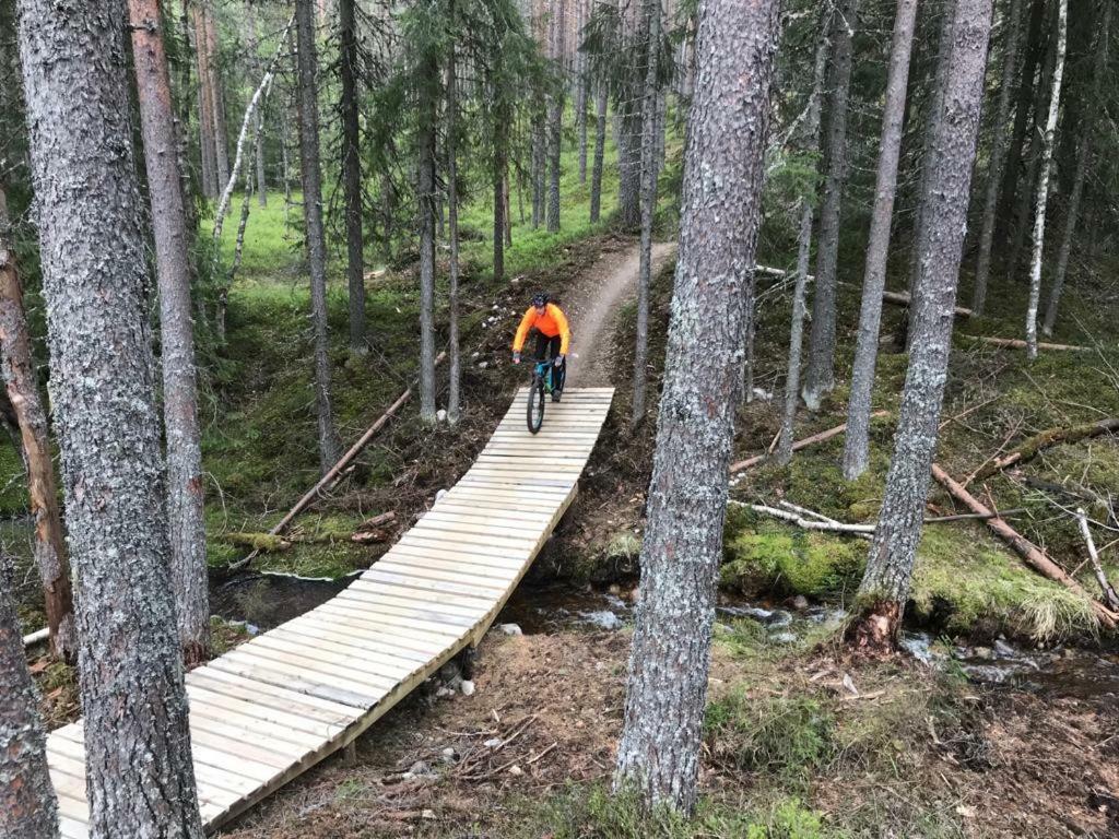 トリシル Lillebjornヴィラ エクステリア 写真