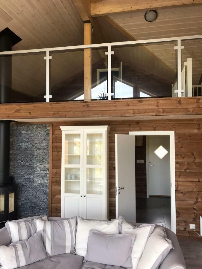 トリシル Lillebjornヴィラ エクステリア 写真
